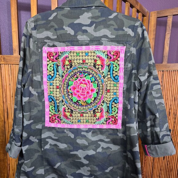 MISSGUIDED Camo Utility Jacket with Embroidered Back – Size 4 - Picture 5 of 11